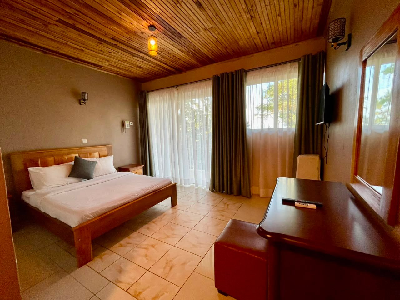 Balcony Room